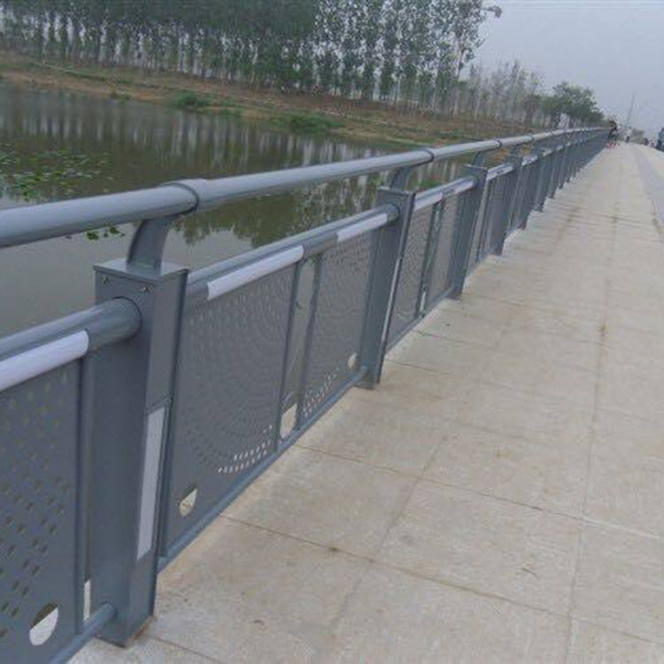 河道護欄（lán）