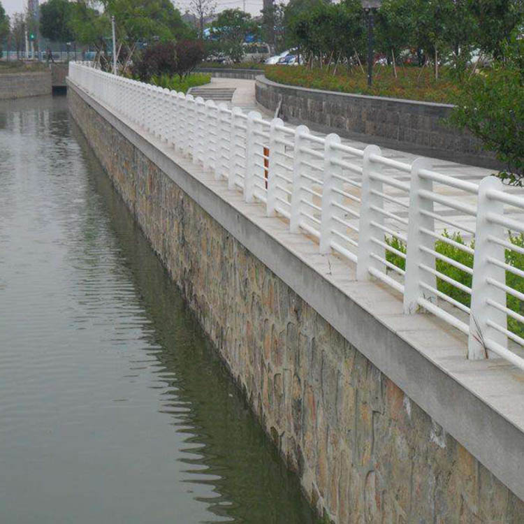 河道護欄
