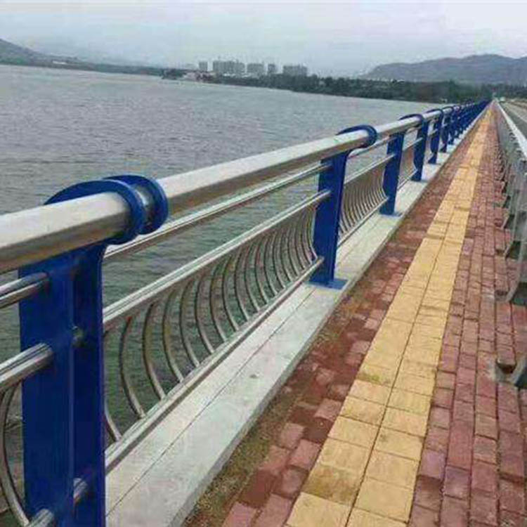 河道（dào）護欄（lán）