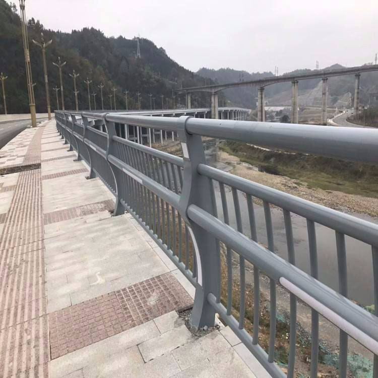 河道護欄