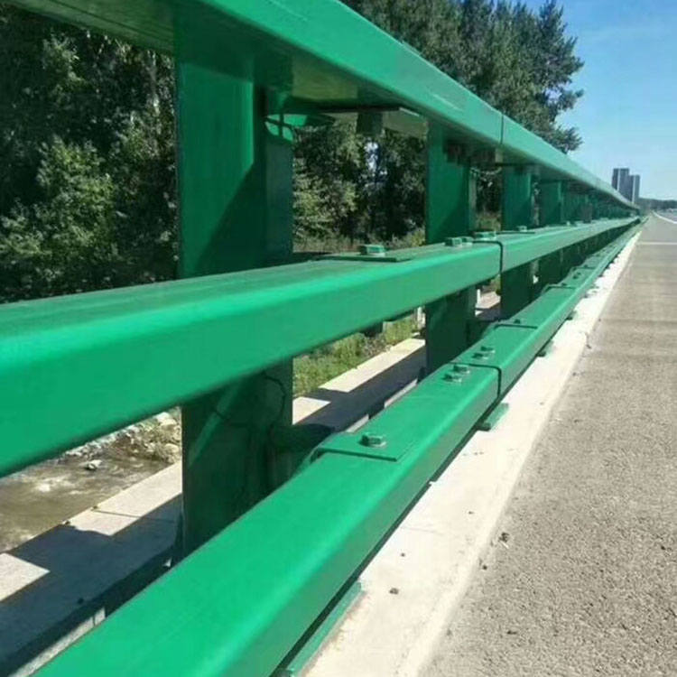 防撞護欄